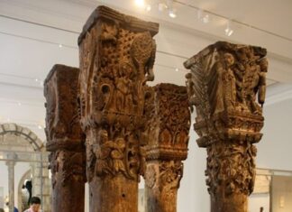 Un Tesoro Calabrese sconosciuto a Londra: Le Colonne lignee Normanne di Terreti